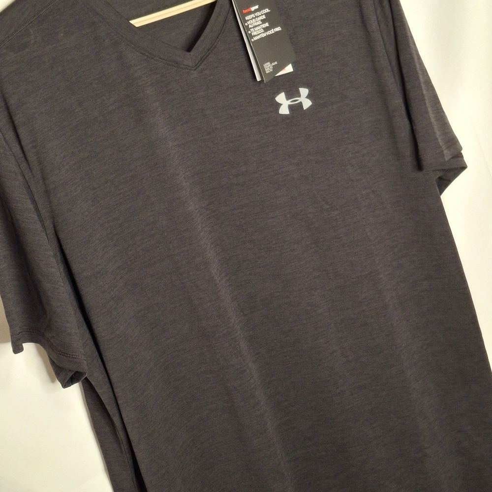 Under Armour Vneck Tshirt XL - Picture 5 of 10